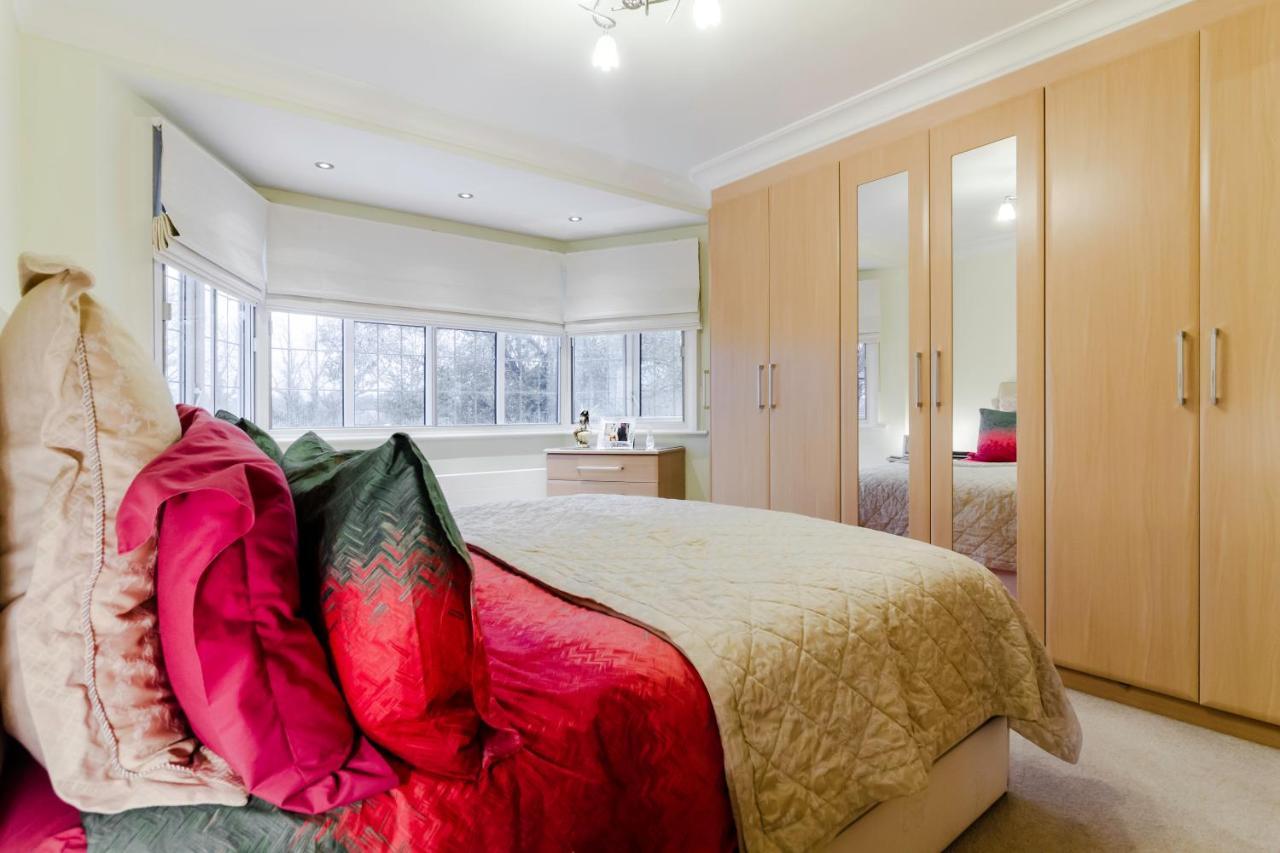 Brooklyn House Hotel Barnet Bagian luar foto