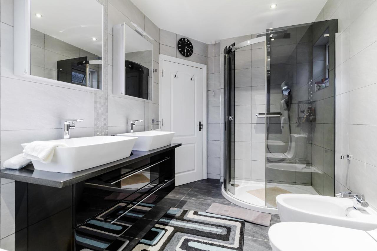 Brooklyn House Hotel Barnet Bagian luar foto