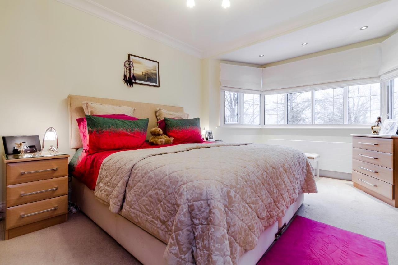 Brooklyn House Hotel Barnet Bagian luar foto
